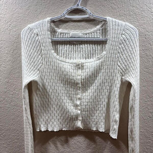 White Willow & Wind cropped fitted sweater